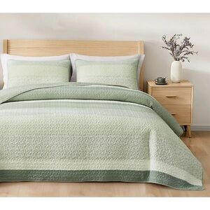 Elegant Green 100% cotton Bedding Set